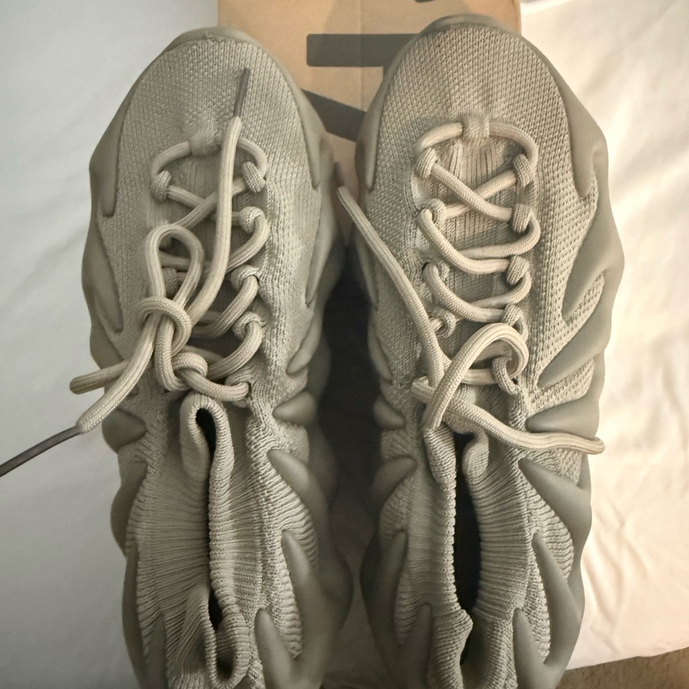 adidas Yeezy 450 Box